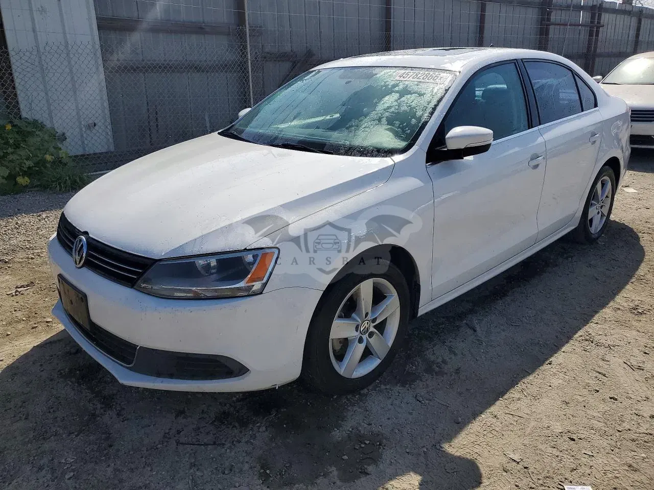 Volkswagen Jetta 2.0L 4 2014