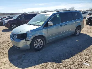 Chrysler Town & Country 3.8L 6 2010