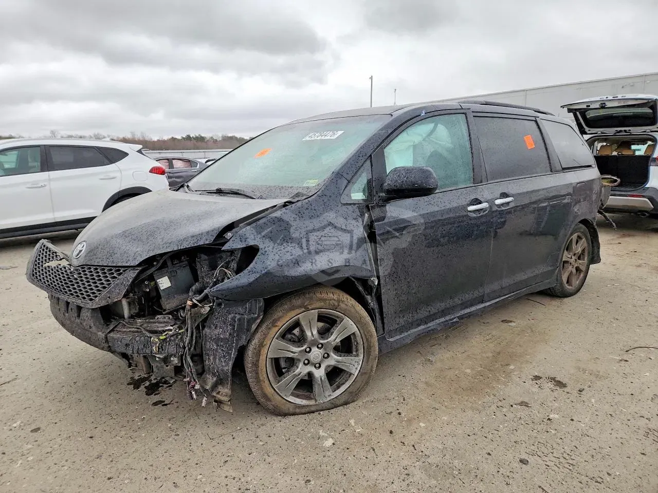 Toyota Sienna 3.5L 6 2017