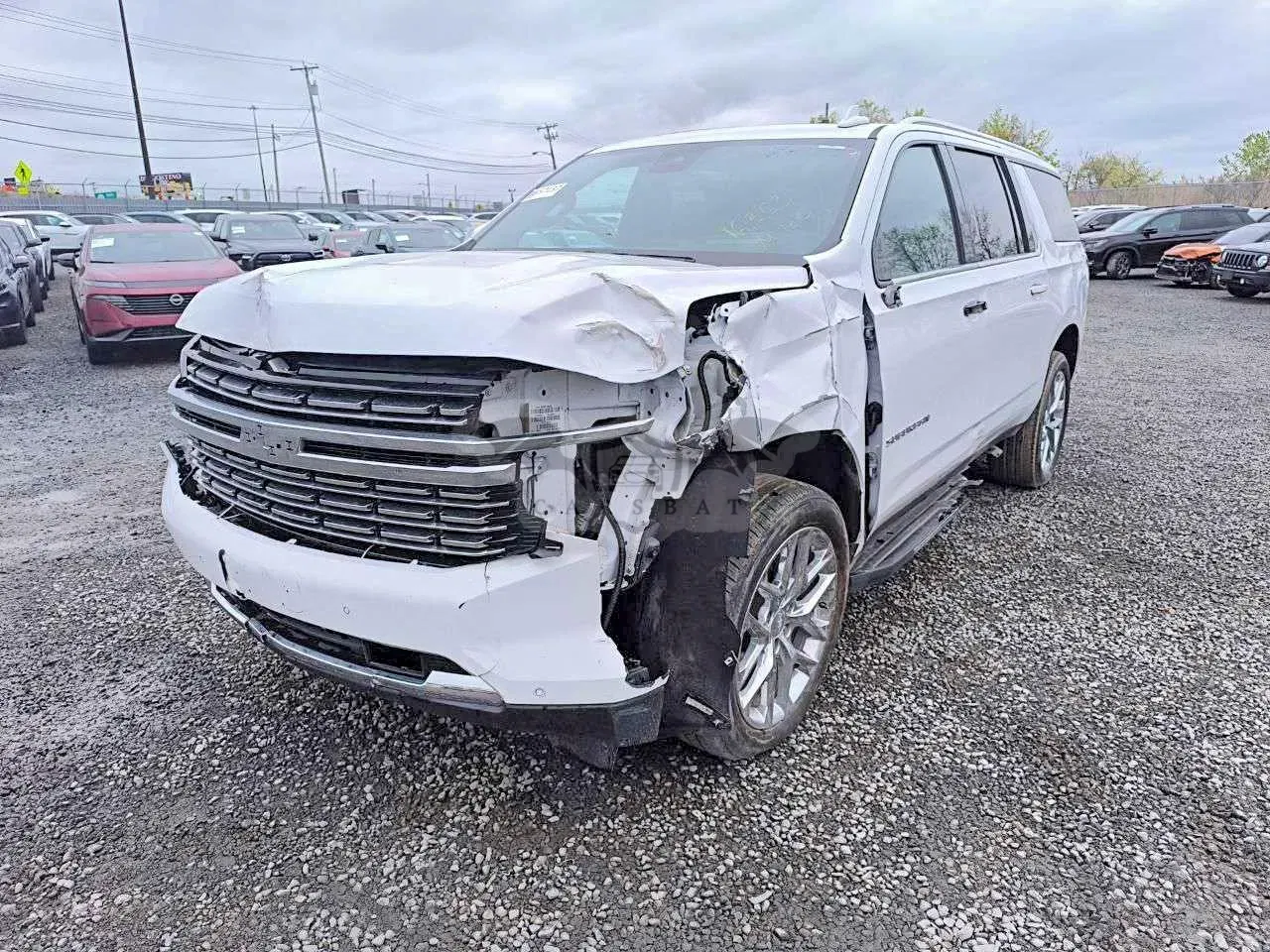 Chevrolet Suburban 6.2L 8 2024