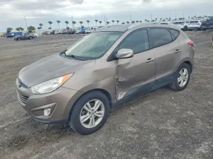 Hyundai Tucson 2.4L 4 2013