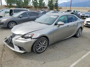 Lexus IS 2.0L 4 2016