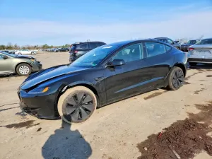 Tesla Model 3 2025