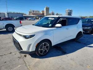 Kia Soul 2.0L 4 2023