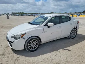 Scion iA 1.5L 4 2016