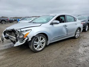 Nissan Altima 3.5L 6 2015
