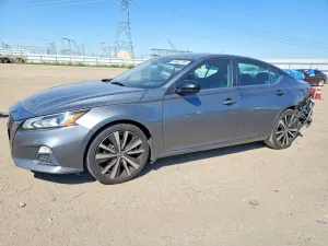 Nissan Altima 2.5L 4 2020