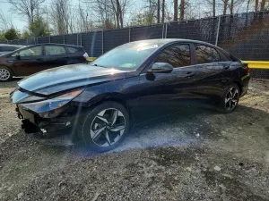 Hyundai Elantra 2.0L 4 2021