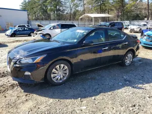 Nissan Altima 2.5L 4 2021