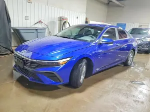 Hyundai Elantra 2.0L 4 2024
