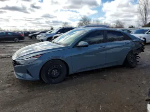 Hyundai Elantra 2.0L 4 2022