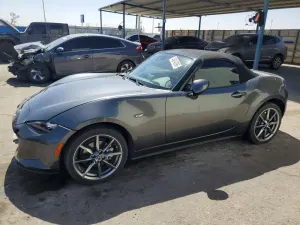Mazda MX-5 (Miata) 2.0L 4 2021