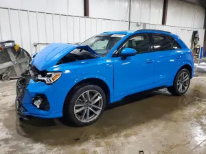 Audi Q3 2.0L 4 2023
