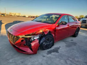 Hyundai Elantra 2.0L 4 2022