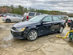 Volkswagen Jetta 1.8L 4 2015