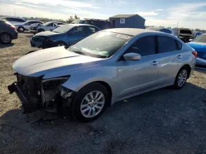 Nissan Altima 2.5L 4 2017