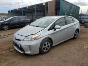 Toyota Prius 1.8L 4 2013