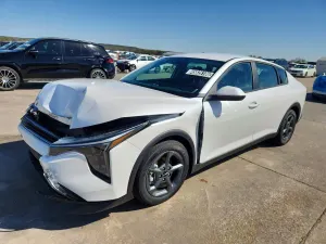 Kia K4 2.0L 4 2026