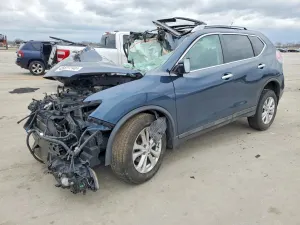 Nissan Rogue 2.5L 4 2015