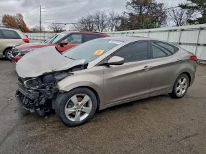 Hyundai Elantra 1.8L 4 2013