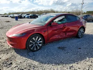 Tesla Model 3 2024