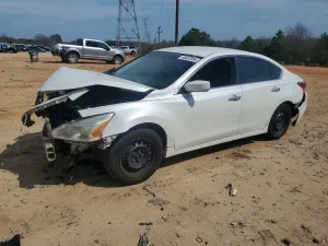 Nissan Altima 2.5L 4 2015