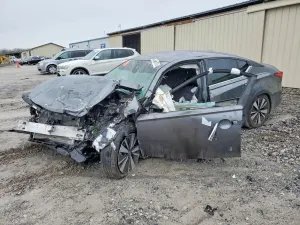 Nissan Altima 2.5L 4 2022