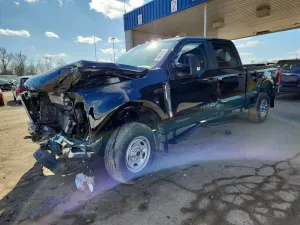 Ford F-350 6.7L 8 2024