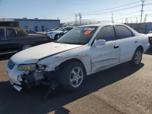 Toyota Camry 2.2L 4 2000