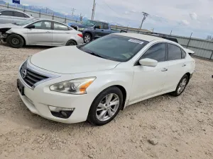 Nissan Altima 2.5L 4 2015