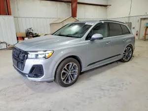 Audi Q7 2.0L 4 2025