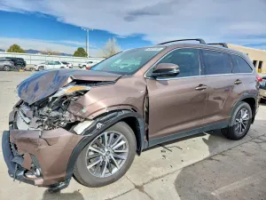 Toyota Highlander 3.5L 6 2019