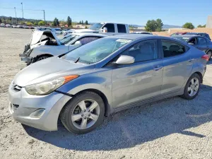 Hyundai Elantra 1.8L 4 2013
