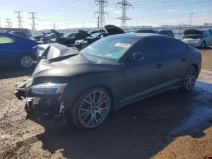 Audi A5 2.0L 4 2025