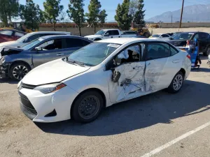 Toyota Corolla 1.8L 4 2017