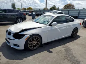 BMW 3 Series 3.0L 6 2011