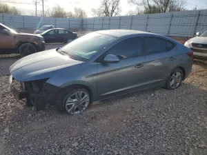 Hyundai Elantra 2.0L 4 2019