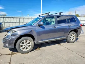 Toyota Highlander 3.5L 6 2013