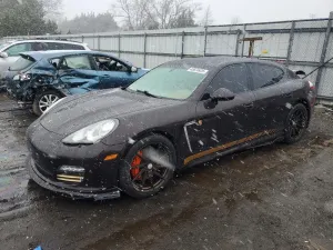 Porsche Panamera 3.6L 6 2013