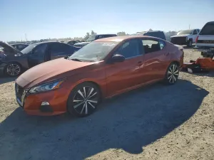 Nissan Altima 2.5L 4 2020