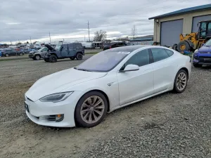 Tesla Model S 2016