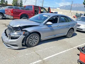 Volkswagen Jetta 1.4L 4 2021