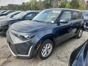 Kia Soul 2.0L 4 2025
