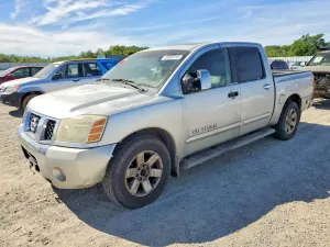 Nissan Titan 5.6L 8 2005