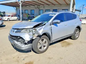 Toyota Rav4 2.5L 4 2015