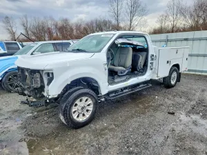 Ford F-350 7.3L 8 2022