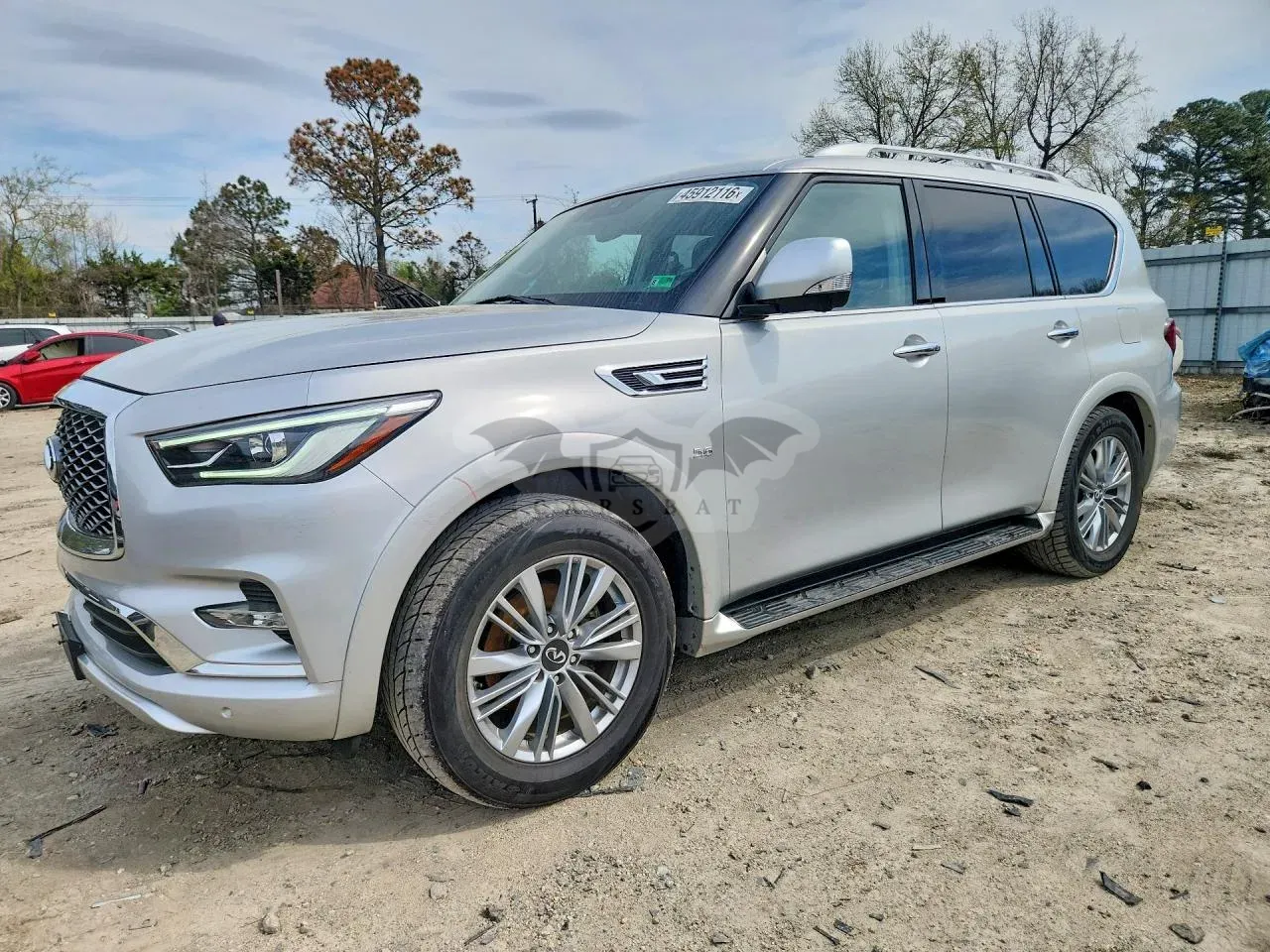 Infiniti QX80 5.6L 8 2020
