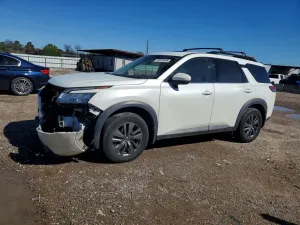 Nissan Pathfinder 3.5L 6 2022