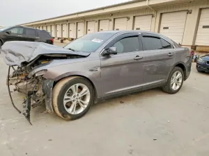 Ford Taurus 3.5L 6 2013