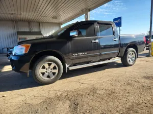 Nissan Titan 5.6L 8 2014